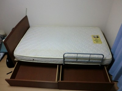 16)ベッド.jpg